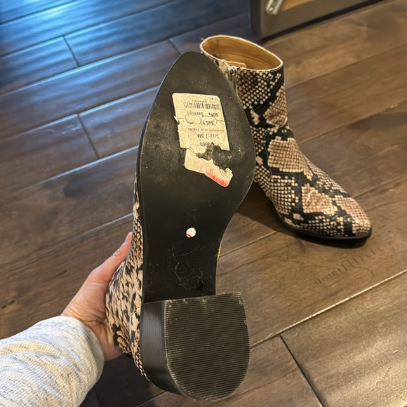 Boots - Picture 3 of 3